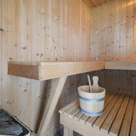 Hébergement de vacances Gorgeous In With House Sea View