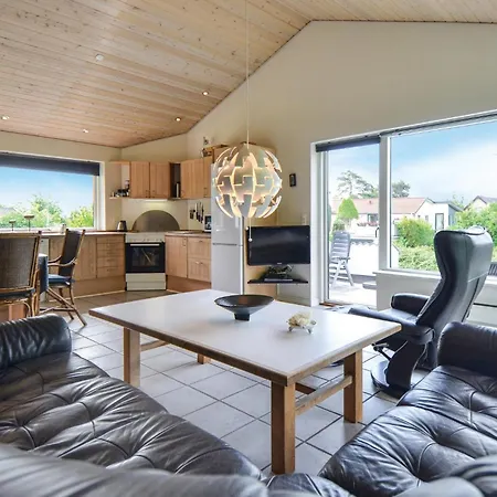 Tatil Evi Four-bedroom In Ebeltoft