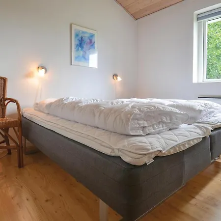 Four-bedroom In Feriehus Ebeltoft