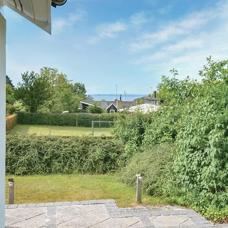 Gorgeous Home In Ebeltoft With Sauna