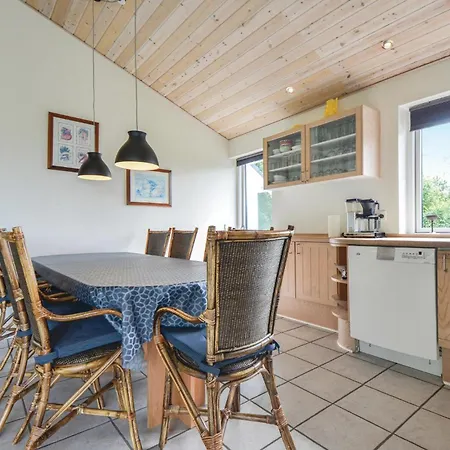 Gorgeous Home In Ebeltoft With Sauna Casa vacanze