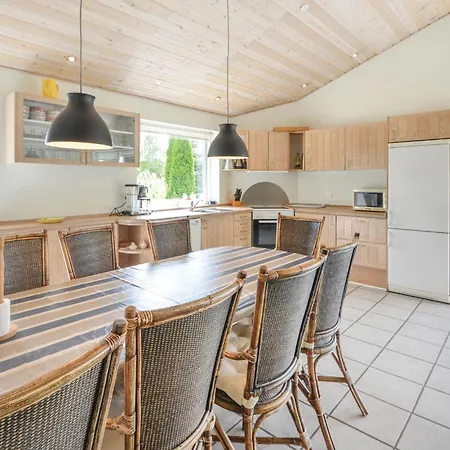 Hébergement de vacances Gorgeous In With House Sea View Ebeltoft